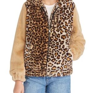 Vigoss
Leopard Detail Faux Fur Bomber Jacket
Women’s Size Large
